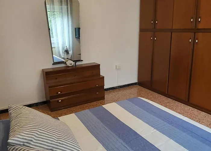 Casa Schiara لا سبيتسْيا